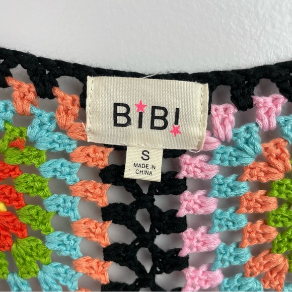 BiBi Crocheted Granny Square Cardigan Sweater - Picture 4 of 7